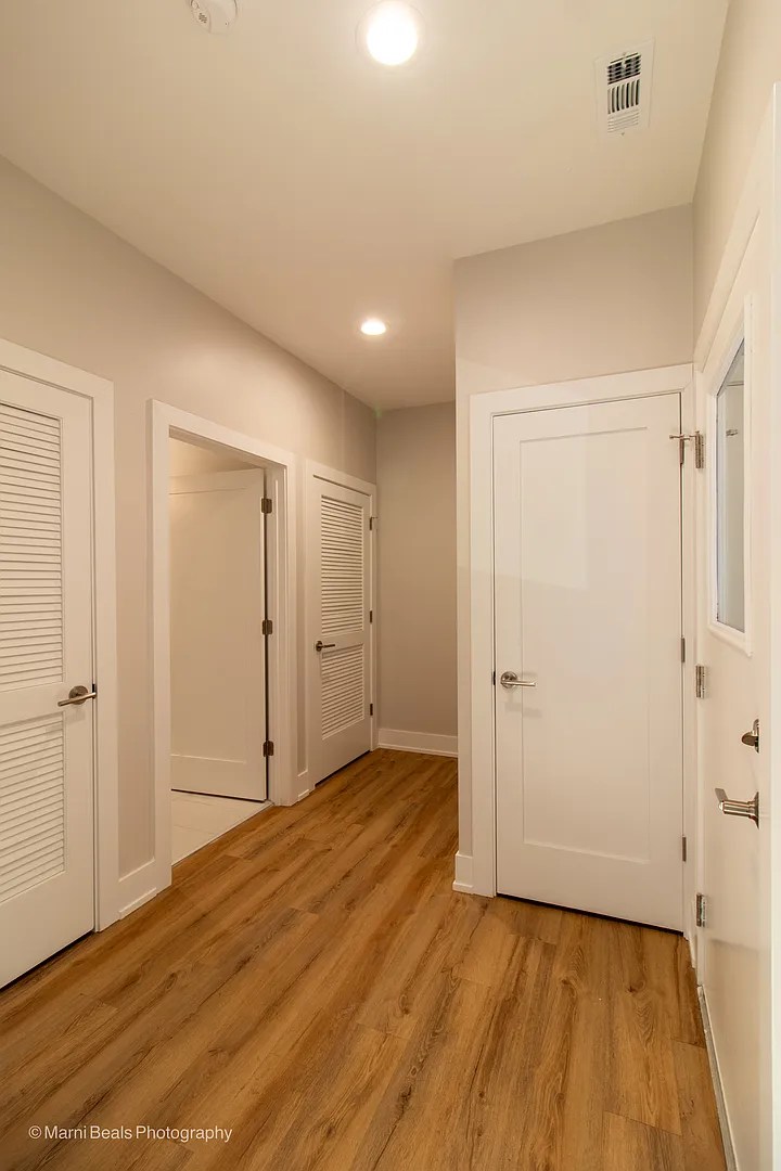 1 bed, 740 sqft, $1,800 — Photo 2