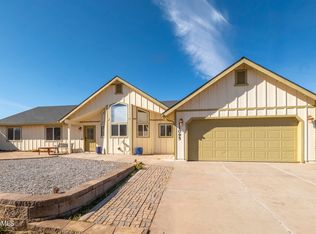 11095 N Desert View Ln, Flagstaff, AZ 86004