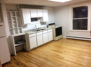 91 Pleasant St APT 22, Brunswick, ME 04011