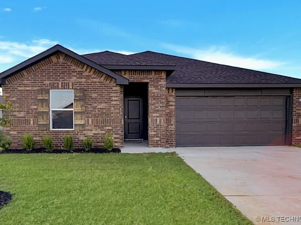 8523 E El Paso St, Broken Arrow, OK 74014