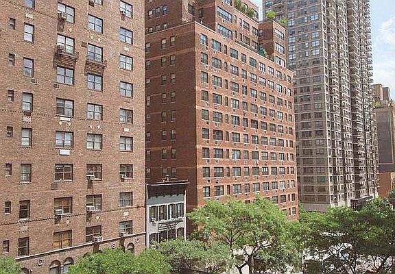 5th image of 230 E 79th St APT 7D