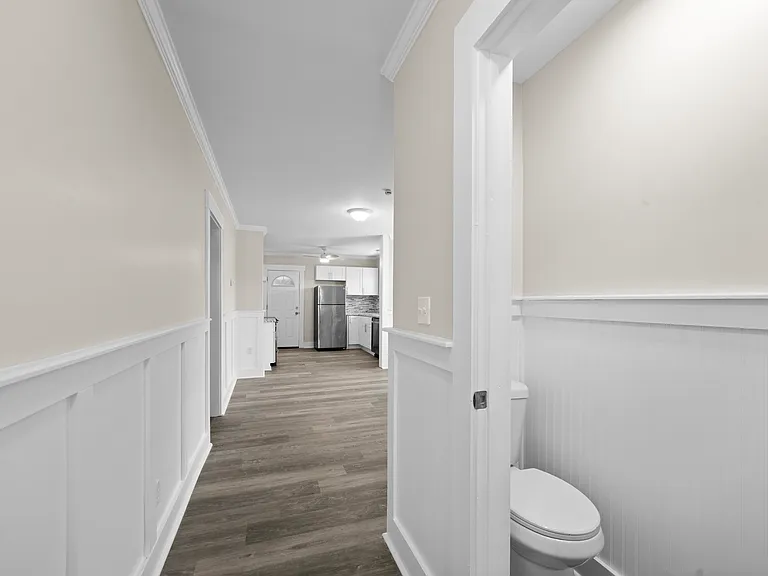 70 Lambert St — Photo 11