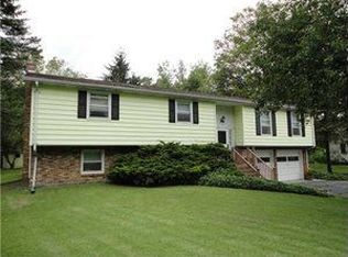170 Creek Rd, East Aurora, NY 14059