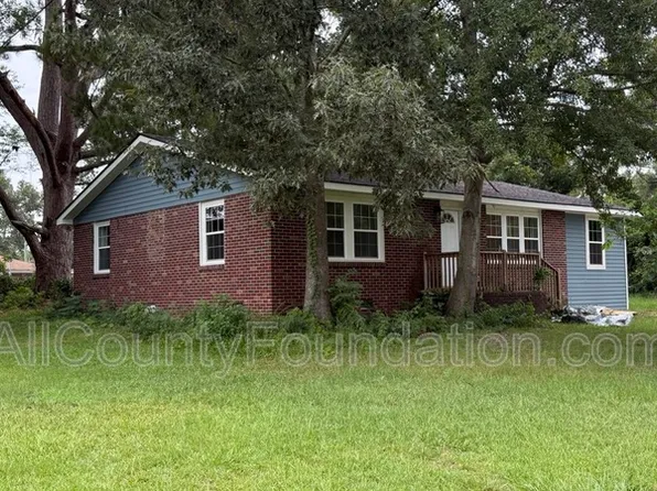 212 Ellen St, Goose Creek, SC 29445