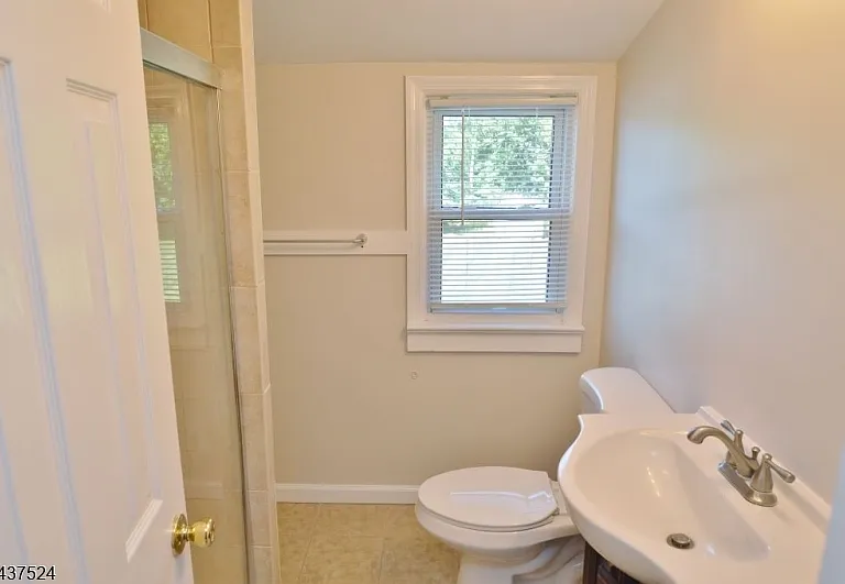 35 Troy Rd — Photo 16
