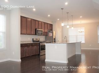 1590 Dorothy Ln UNIT 11, Woodbridge, VA 22191