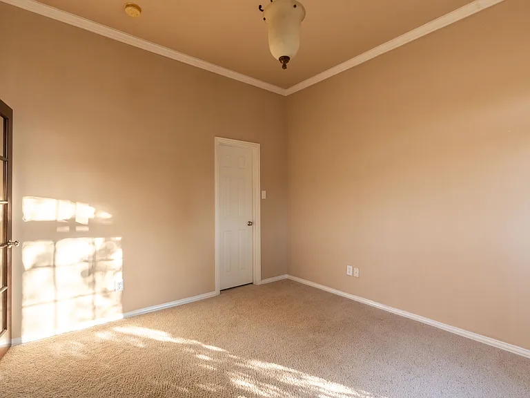 2505 Vista Oaks Dr — Photo 28