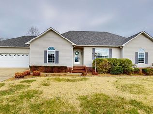 504 Smiths Ln, Mayfield, KY 42066