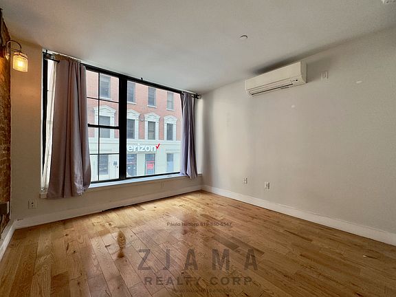 4th image of 72 Willoughby St APT 2