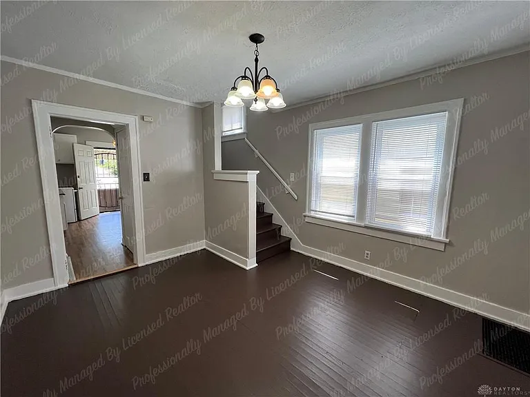 614 S Smithville Rd — Photo 10