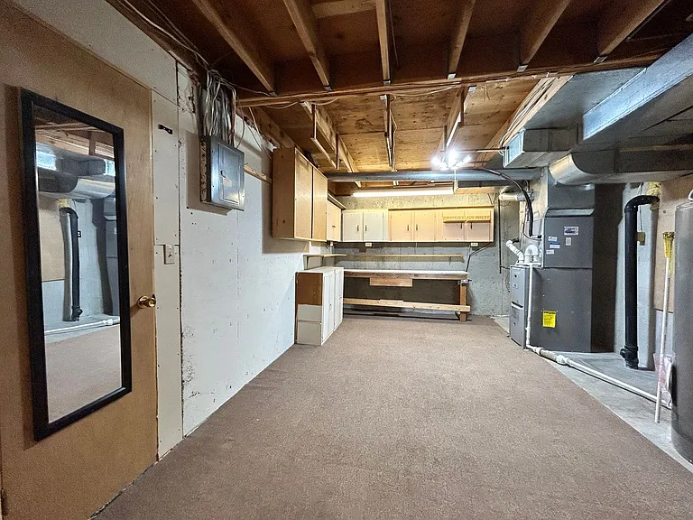 2436 Scott Ct — Photo 29