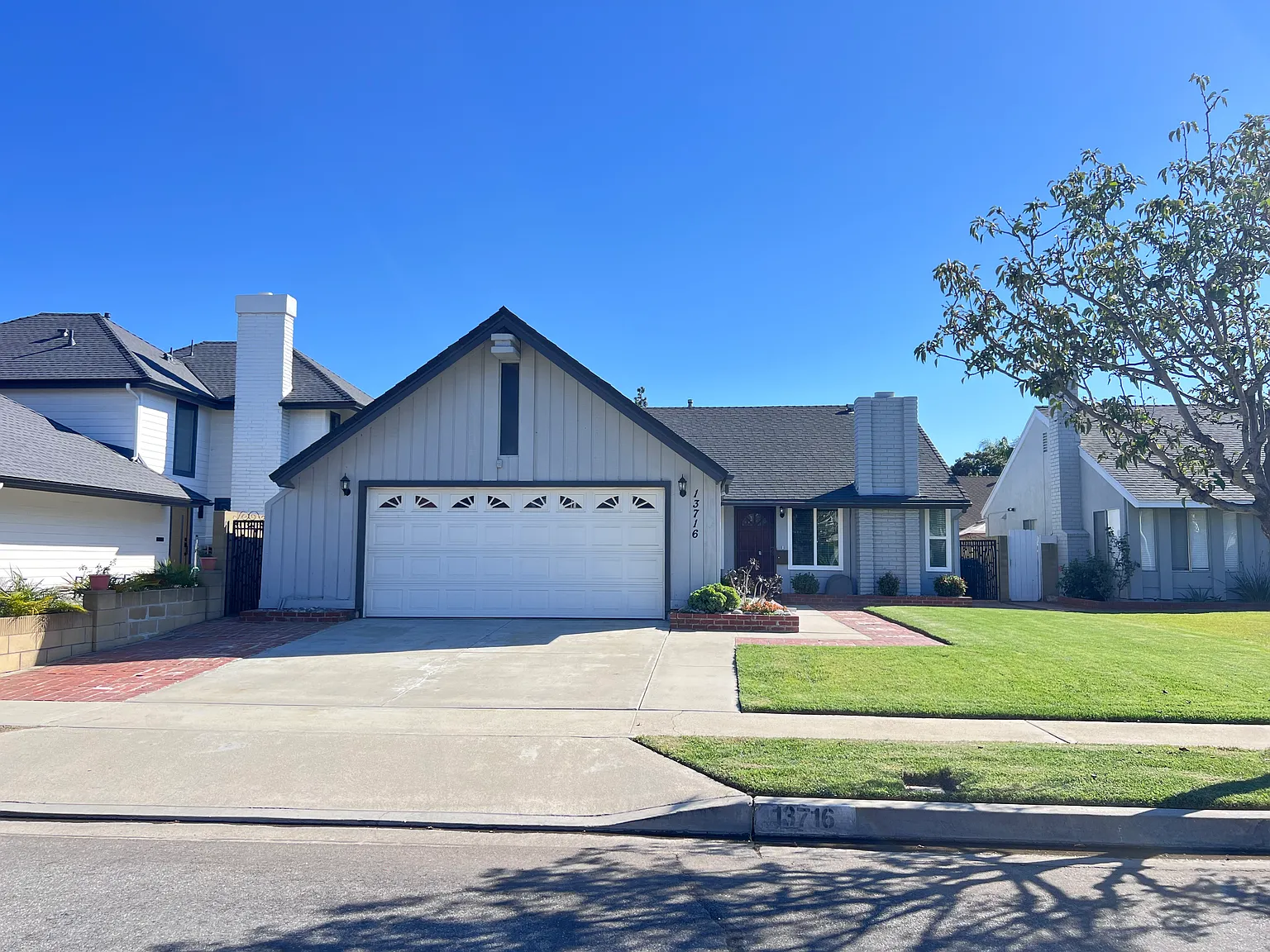 4 bed, 1400 sqft, $4,500 — Photo 1