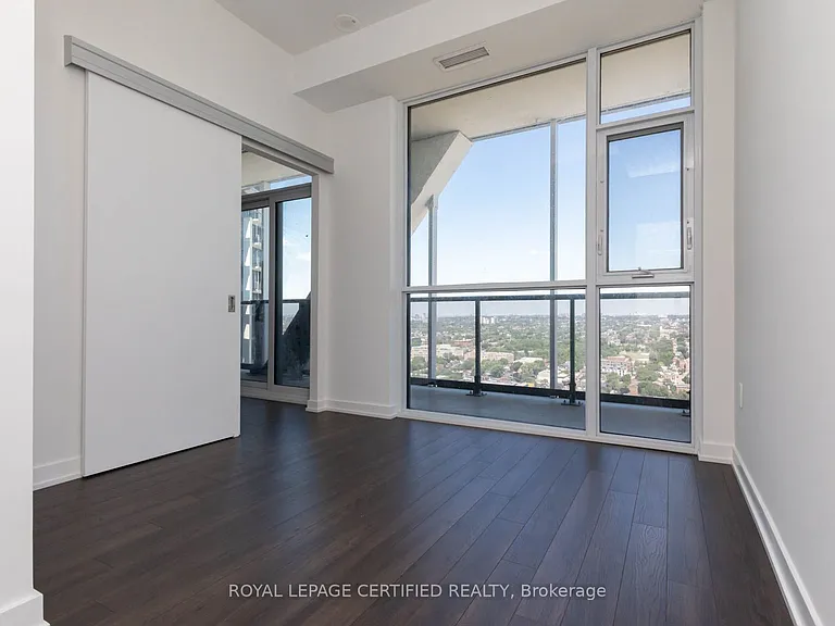 30 Ordnance St #2805 — Photo 14