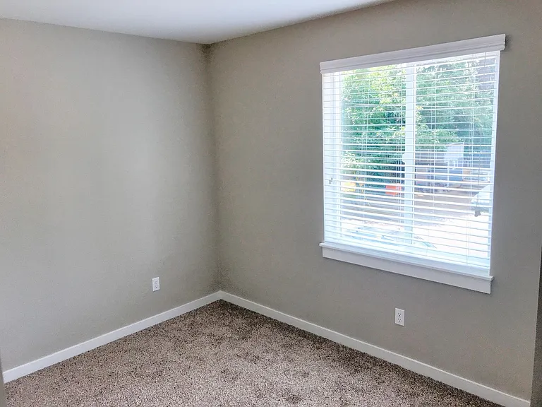 5518 SE 61st Ave — Photo 11