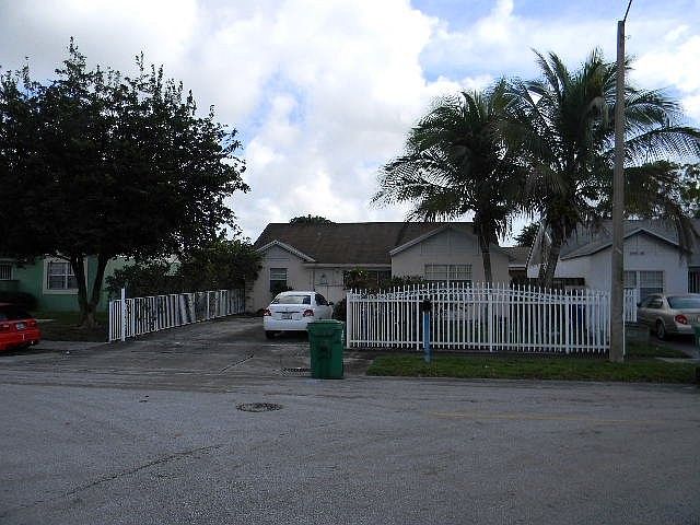1st image of 20335 NW 36th Ct