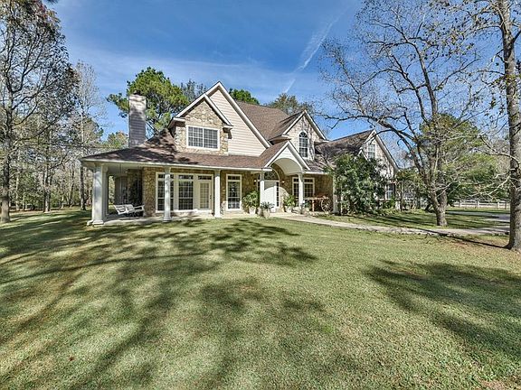 2nd image of 214 Spanish Cove Dr