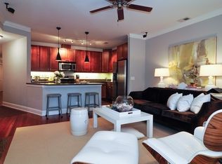 1717 W Bryn Mawr Ave APT 2W, Chicago, IL 60660