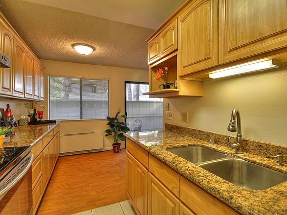 2nd image of 930 Kiely Blvd Unit B