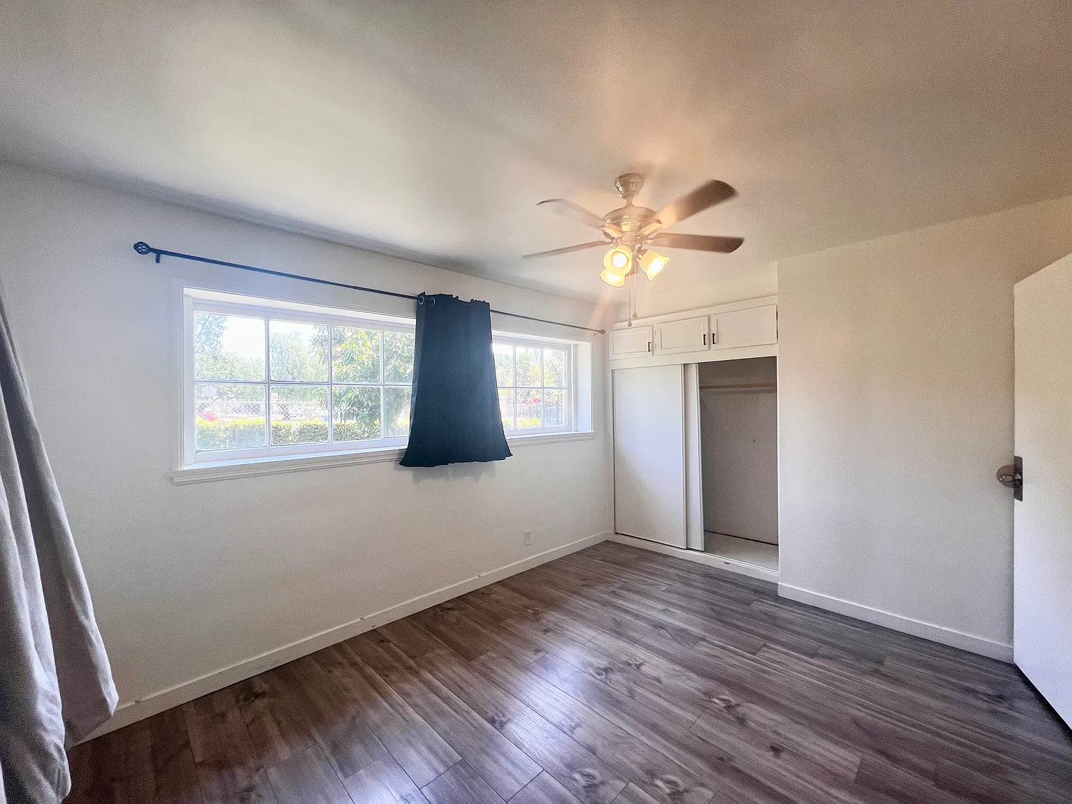 2 bed, 1200 sqft, $2,200 — Photo 3