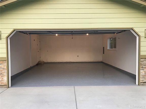 3rd image of 6683 E Grandview Ave