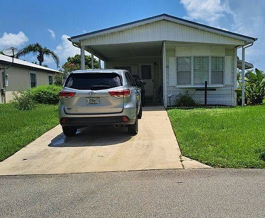 3rd image of 118 Camino