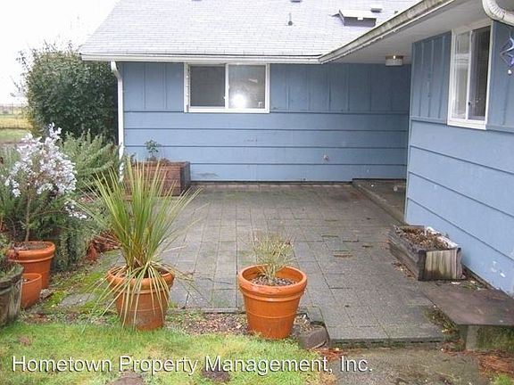 3rd image of 10729 7th Ave SE