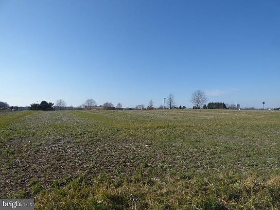 4th image of 2540 Cape Horn Rd