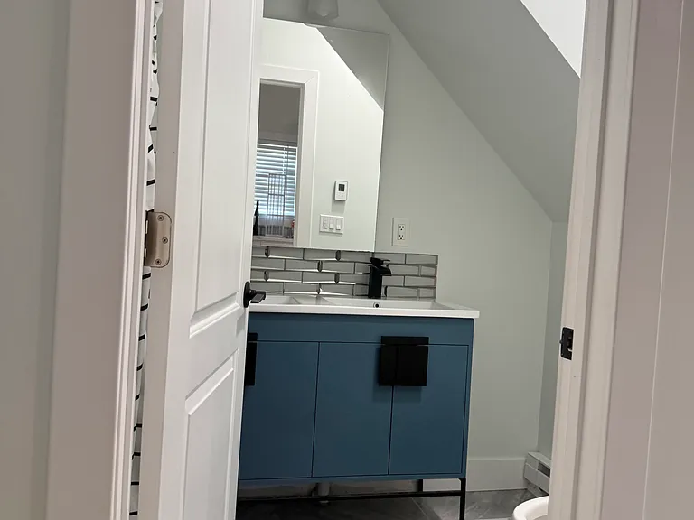 1 Brown Ave #B — Photo 11