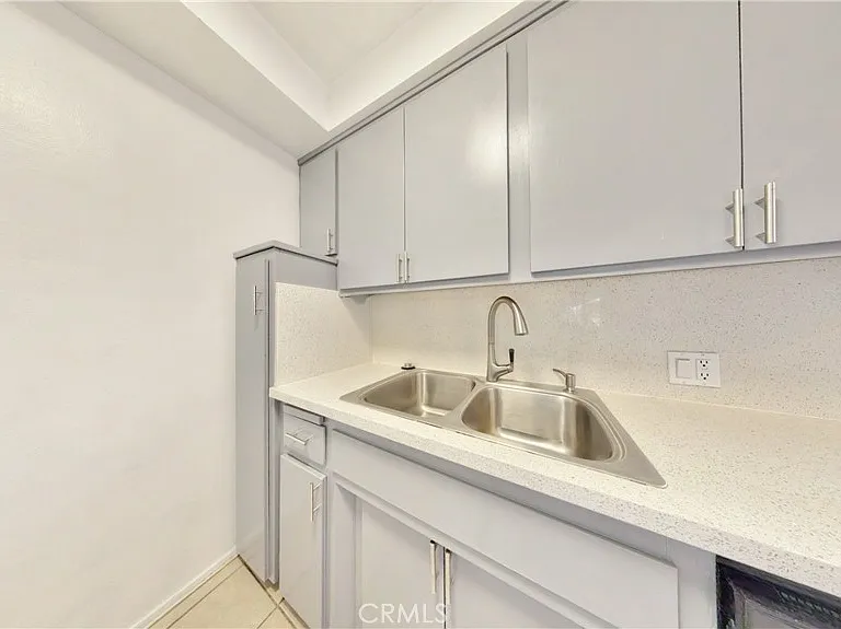 1208 S Marengo Ave #Q — Photo 14