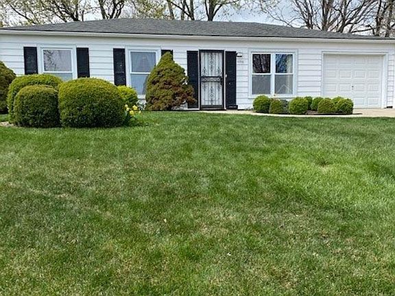 2nd image of 6003 N Graceland Dr