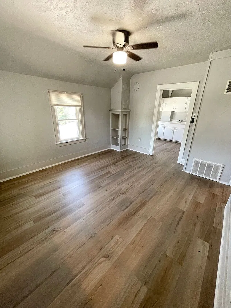 Oceanic - 5308-10 Morningside — Photo 1