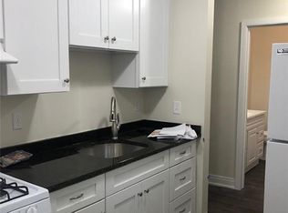 218 N James St, Peekskill, NY 10566