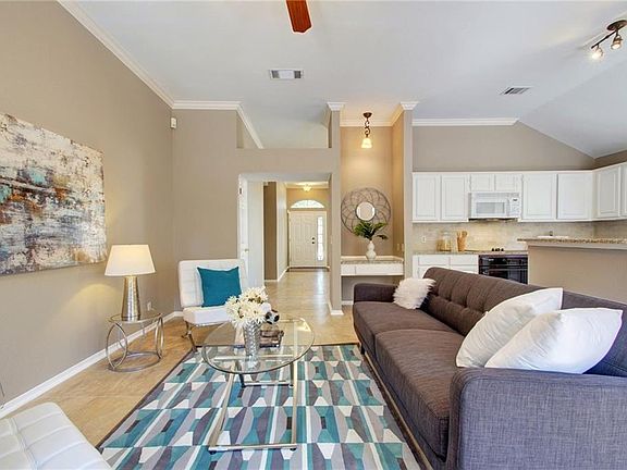5th image of 12403 Von Herff Ct
