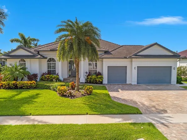 609 Crescent St, Marco Island, FL 34145