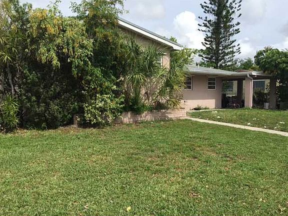 3rd image of 18140 NE 10th Ct