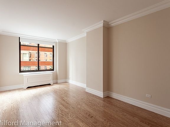 3rd image of 99 Battery Pl APT 4C