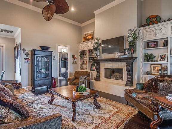 2nd image of 2109 Avenue N