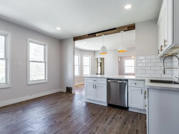 2315 S Lenox St, Milwaukee, WI 53207