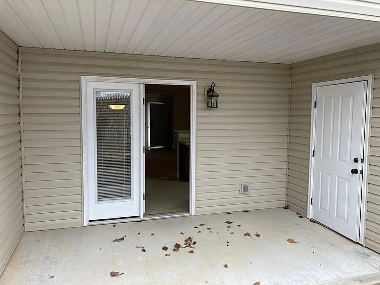 363 Franklin Meadows Way — Photo 9