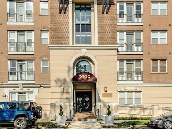 3000 Vanderbilt Pl APT 209
