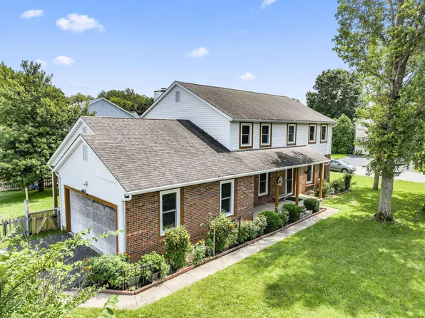 410 White Path St, Pataskala, OH 43062