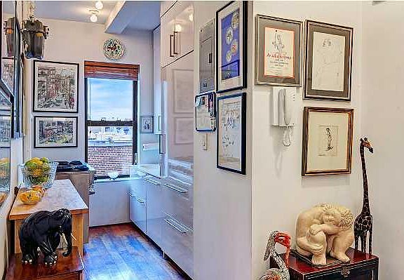 2nd image of 203-211 W 81st St #8E