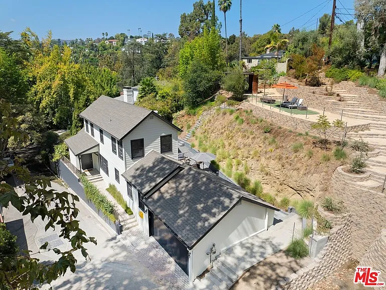 5733 Valley Oak Dr — Photo 22
