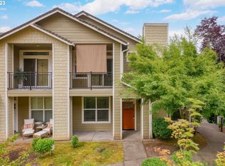 3410 Summerlinn Dr #11, West Linn, OR 97068