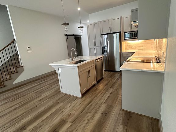 4th image of 1144 Kathy Ln