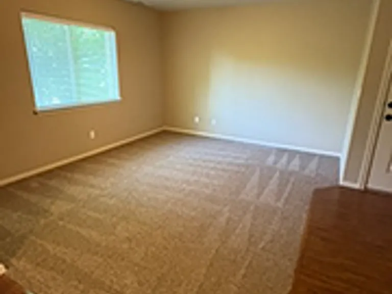 16560 N Profit Cir — Photo 4