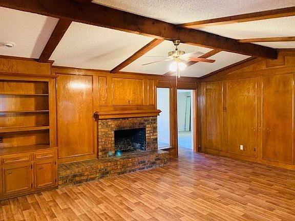 2nd image of 107 Sunview Dr