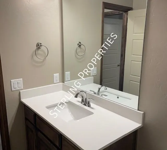 421 Compass Dr — Photo 16
