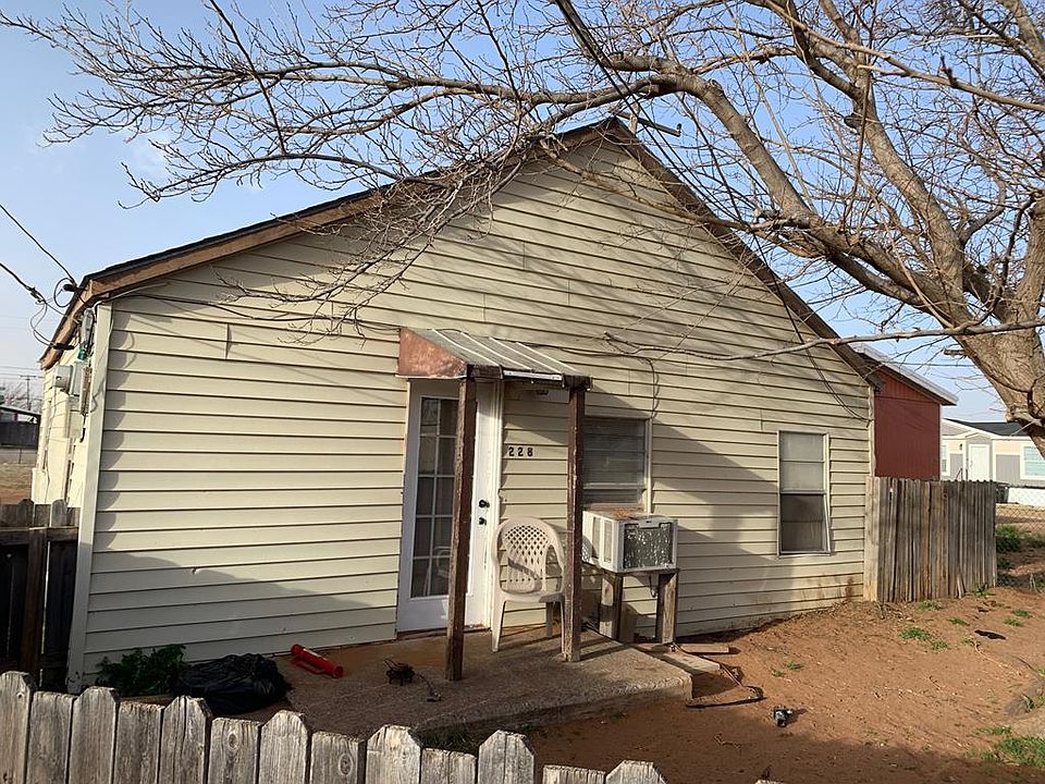 1st image of 228 Orchard Dr