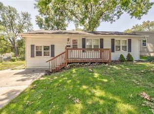 412 W Insley Ave, Bonner Springs, KS 66012